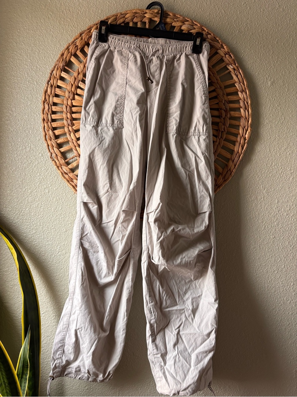 Arizona Jean Company Beige Cargo Drawstring Pants
